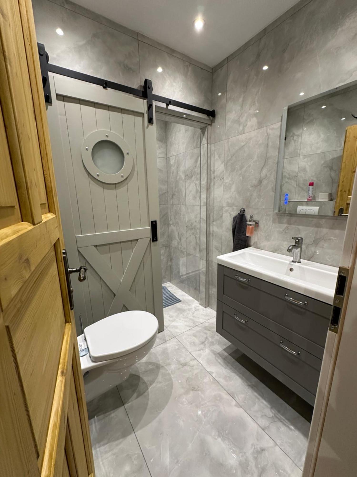 Apartament Karlin Balcony *